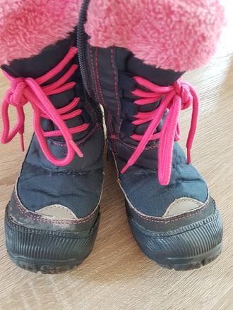 Predám dievčenské snehule zn. nell, 27