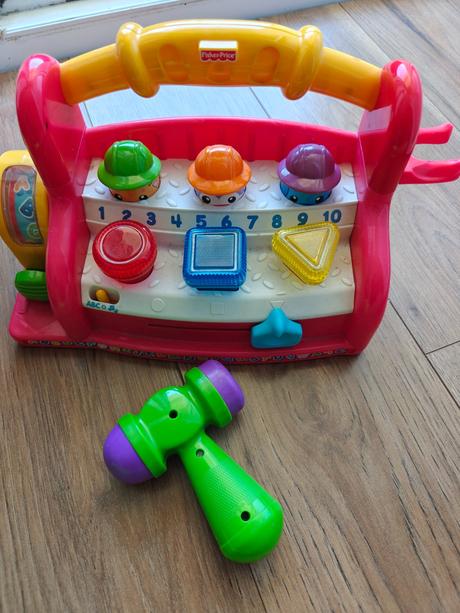 Fisher price hračka v maďarčine,