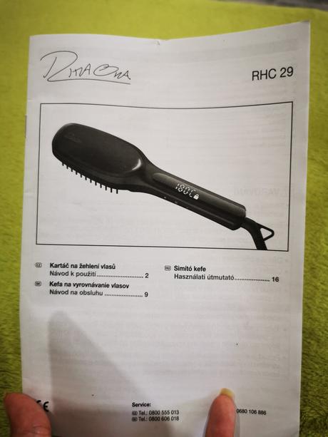 Žehliaca kefa na vlasy rita ora, 