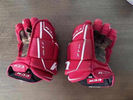 Hokejové rukavice ccm, 