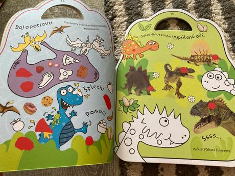 Batôžtek s dinosaurami (2013),