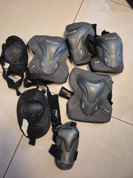 Sada chráničov na kolieskové korčule,