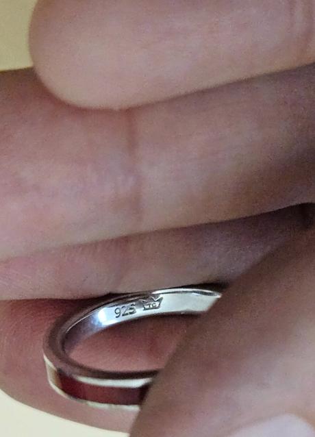 Strieborné prstene, 