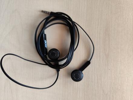 Acer drôtové slúchadká,nepoužívané,veľmi dobrý zvu, acer