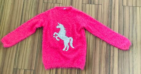 Krásny svetrik s flitrovanym jednorozcom, c&a,128