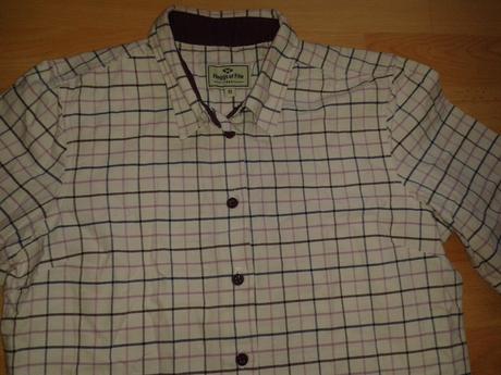 Kockovaná košeľa, 38