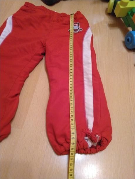 Teplucke nohavice, 92