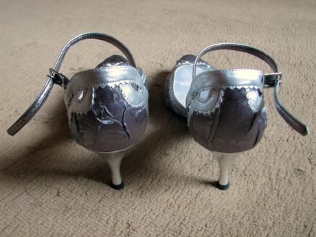 Strieborné črievičky, 41