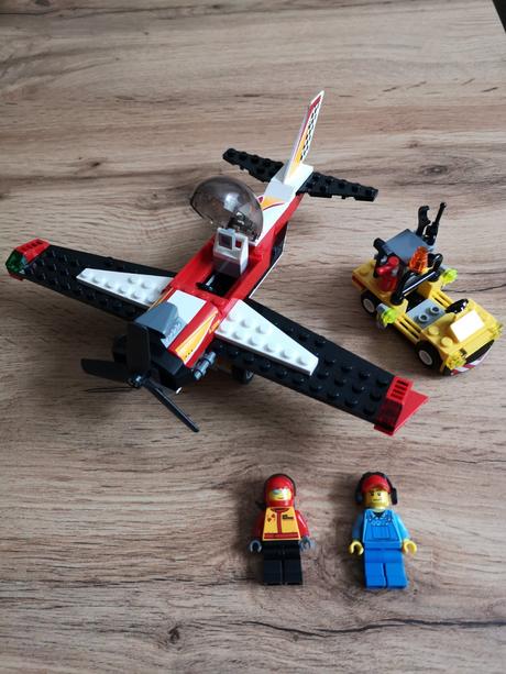 Lego city 60019 kaskadérske lietadlo,