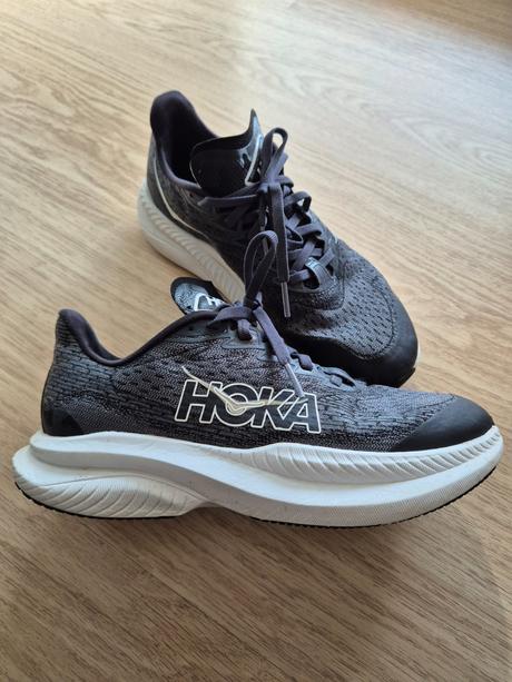 Detske bezecke tenisky hoka, velk. 38,5, 38