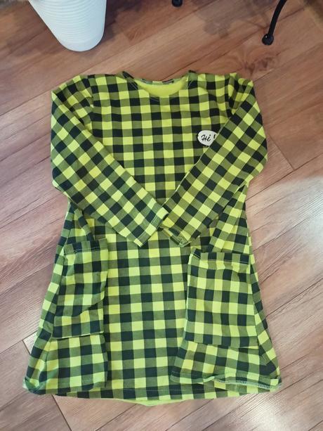 Tunika respektíve šaty, 122