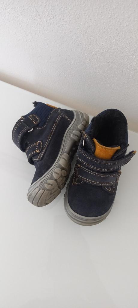 Kozenne zimne topanky-top stav ako nove, richter,19
