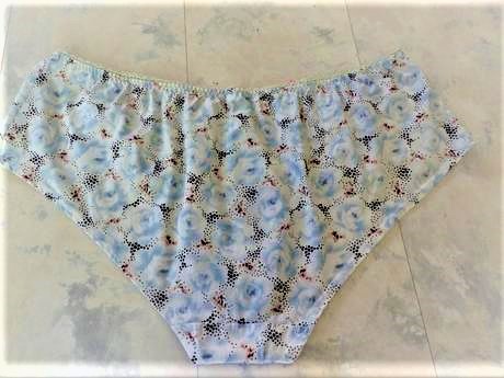 Ľahké hodvábne gaťky, xl