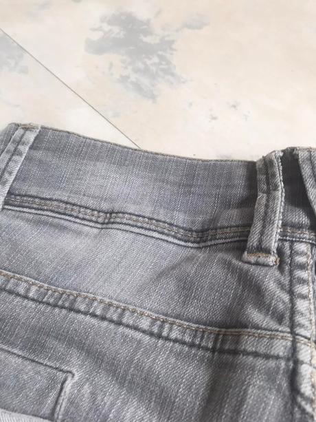 Skinny nohavice so zipsami, s