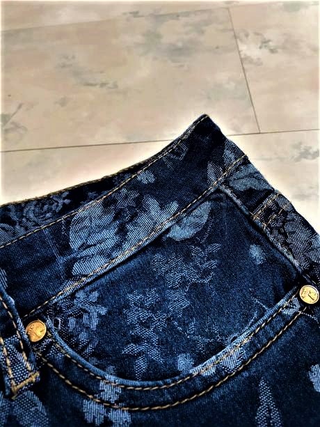 Kvetované rifle č. 30, l