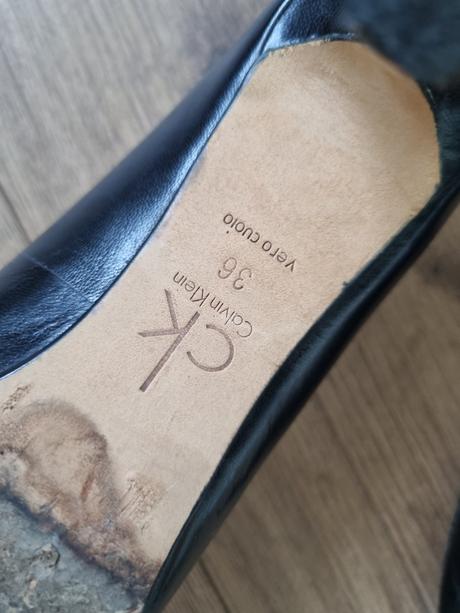 Čierne kožené lodičky calvin klein veľ. 36, 36