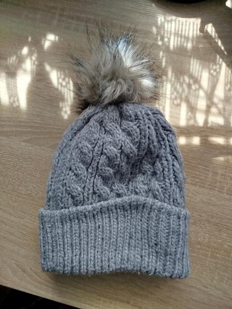 Čiapka- darujem 158/170, h&m,158