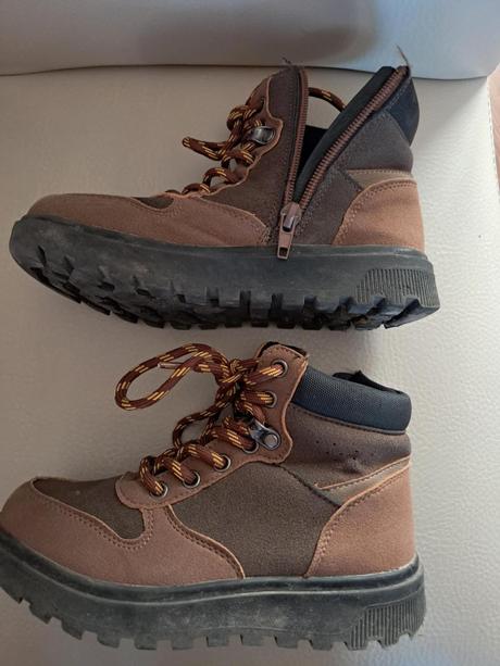 Topánky na prechod, reserved,30