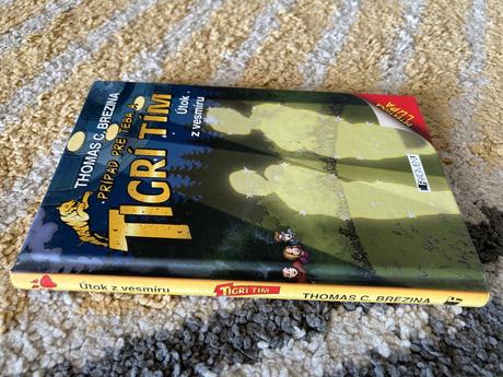 Tigrí tím útok z vesmíru (2013),