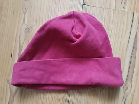 Dievčenské čiapky m, 116