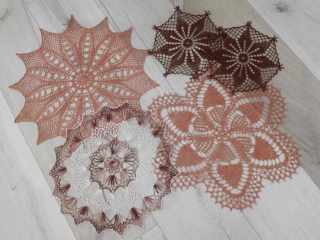 Háčkované dečky do hneda, 