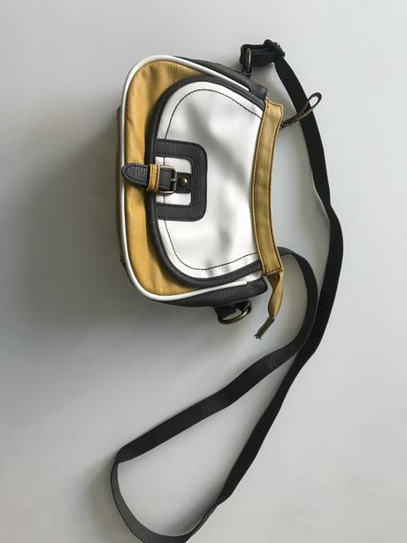 Kabelka crossbody, 