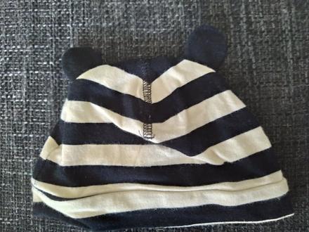 Krásna pásikavá čiapočka s uškami h&m, veľkosť 56, h&m,56