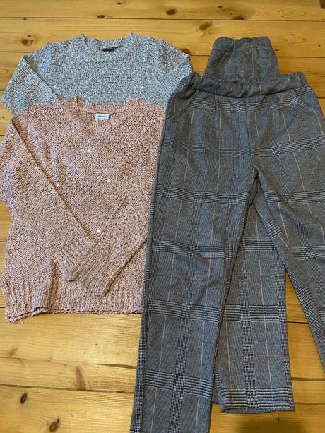 2 x nohavice + 2 x svetrík, 140