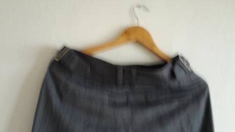 Kvalitné nohavice, 38