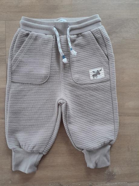 Tepláky, reserved,80