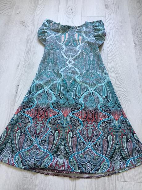 Vzorovane šaty, 164