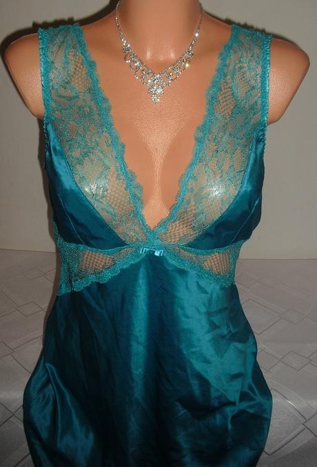 Luxusna satenova jemna kosielka, l