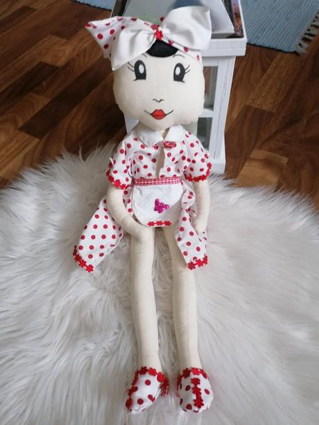 Bábika dekorácia hand made šikmoočko,