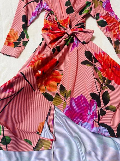 Asymetrické kvetované šaty chantall 40, chantall,l / m