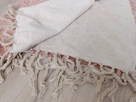 Krásne kvietkované deky, 