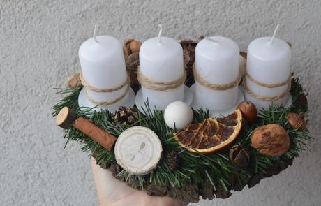Adventný veniec na dreve, 