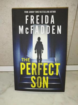 Freida mcfadden - the perfect son, 