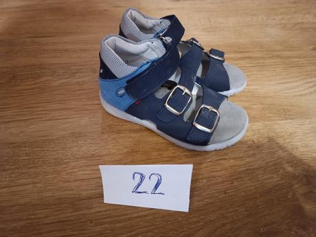 Ortopedické kožené sandálky, baťa,22