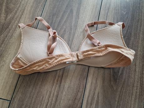 Podprsenka, calvin klein,75b