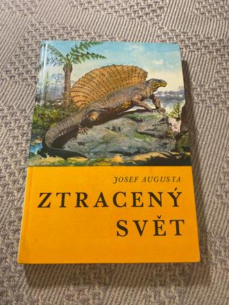 Krásna starý retro historicky ztracený svět 1968,
