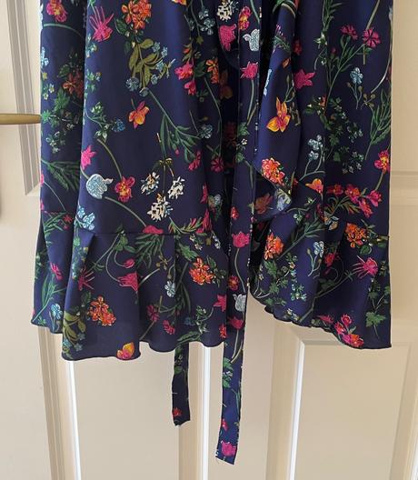 Modré kvetované zavinovacie šaty, prag, l/xl, l