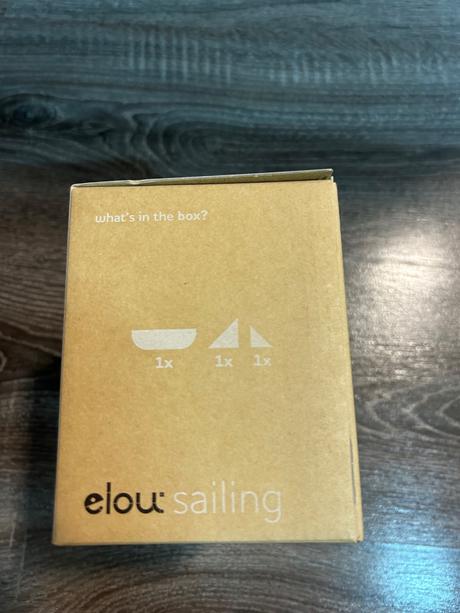 Elou korková plachetnica,