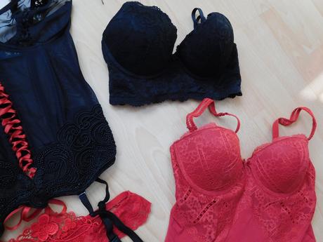 Čipkované spodné prádlo, s