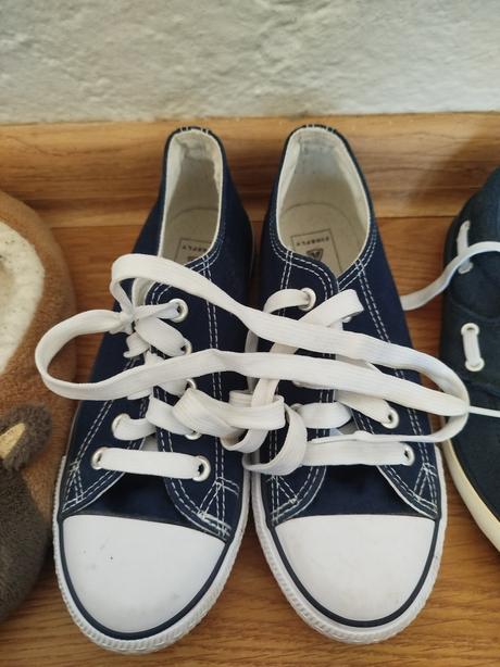 Detská obuv rôzne veľkosti od 25 do 33 veľmi zacho, 33