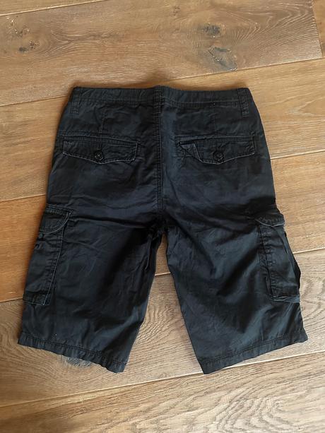 Šortky kapsáče, c&a,152