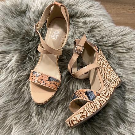 Luxusné sandále na platforme, 40