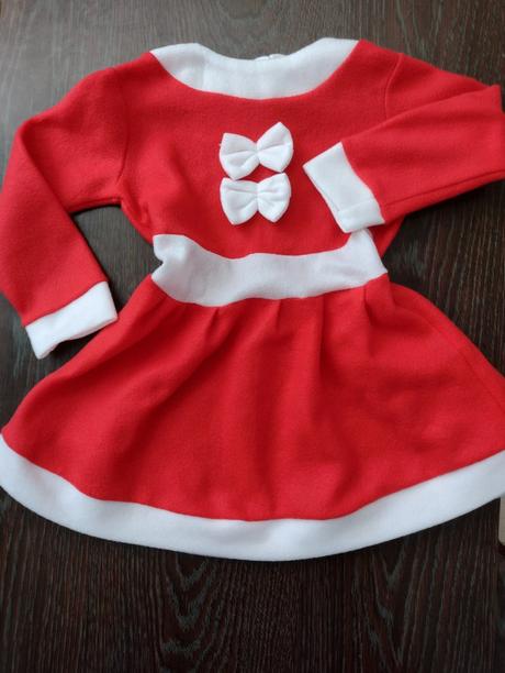 Vianočné šaty, 86