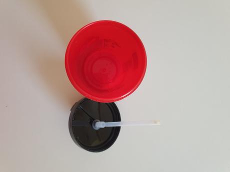 Pohár pre chlapcov - kúpený v lego obchode v ny,