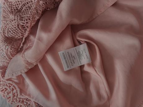 Krasna cipkova sukna, guess,m