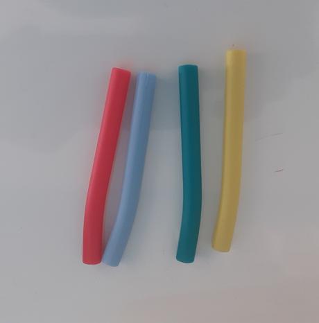 Sada 4 nerezových slamiek a čistiacej kefky, 